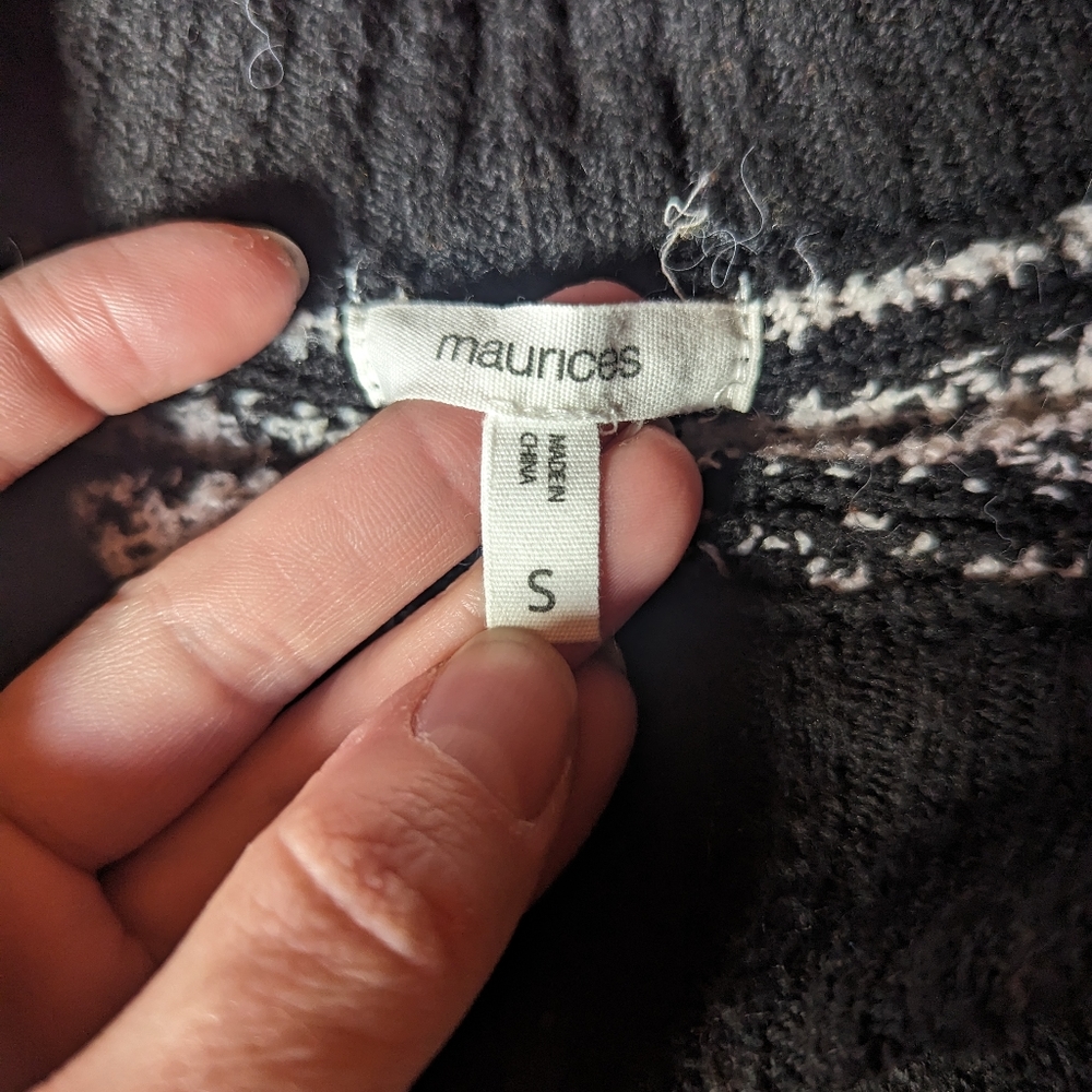 Fair Isle Sweater - Picture 2 of 7